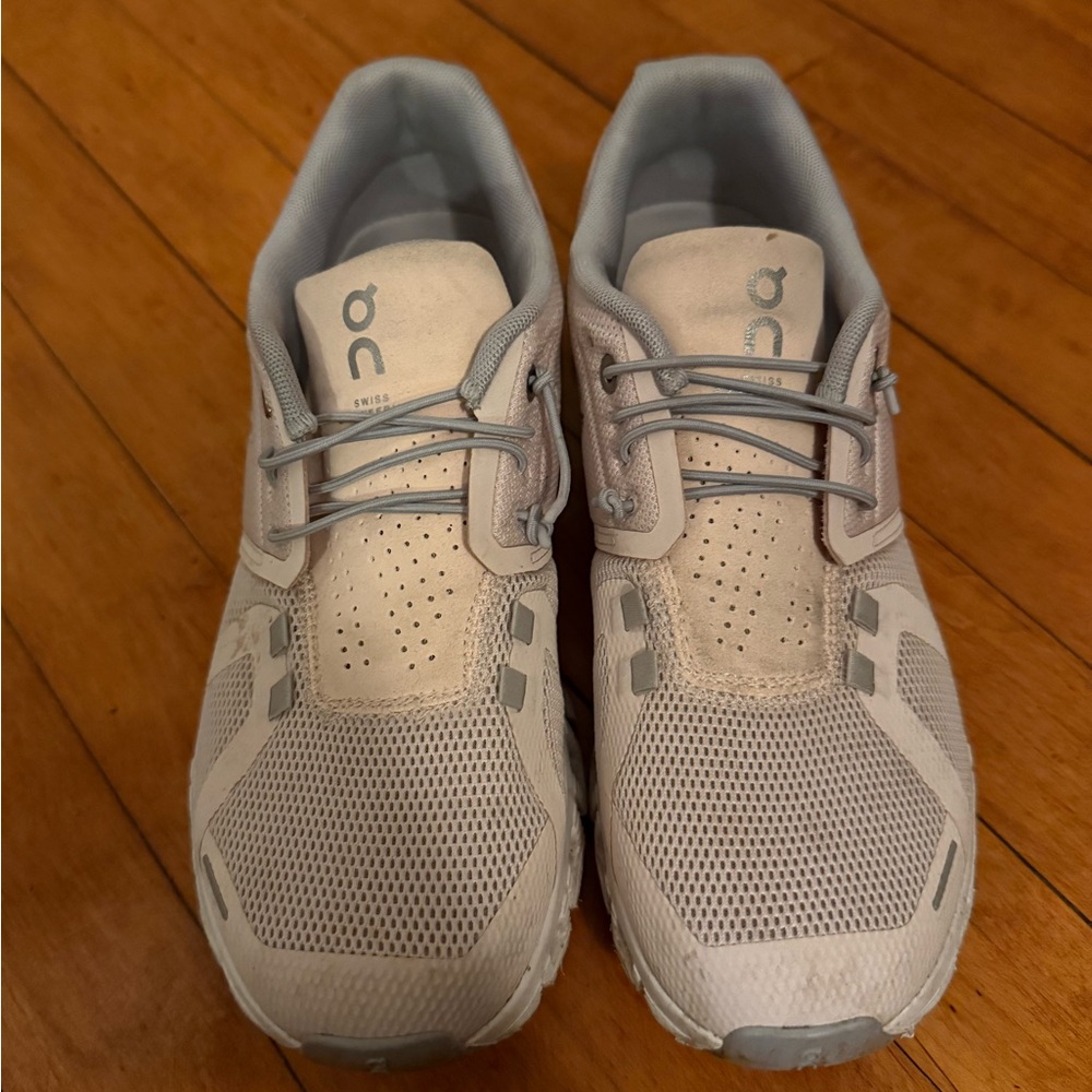 Women’s Pink On Cloud On Running OC Sneakers Size 8 EUC Slip Ons Gym Shoes